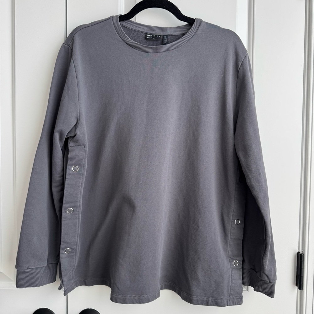 ASOS Design Gray Nursing Sweatshirt w/ Side Snaps - Size 10